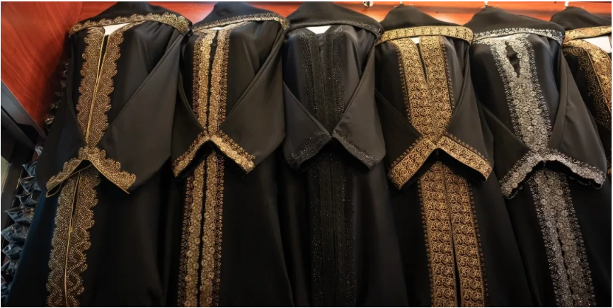 Comment choisir une abaya Kimono ?